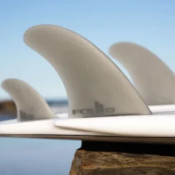 FCS II MR Twin Plus Surfboard Fins Neo Glass 8 FCS II MR Twin Plus Surfboard Fins Neo Glass -Surf Store 5364 3 l