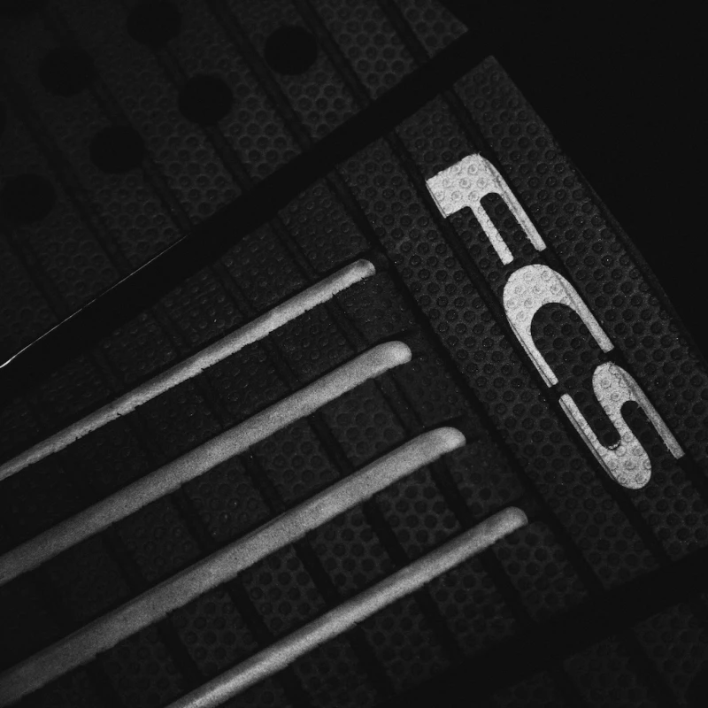 FCS Julian Wilson Tread Lite Tail Pad 3 FCS Julian Wilson Tread Lite Tail Pad - Image 3